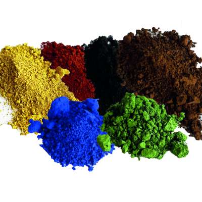 Powdered colouring oxides